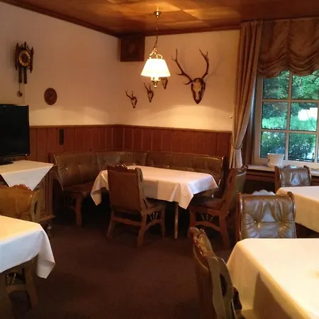 Faehrhaus Ziehl Szálloda